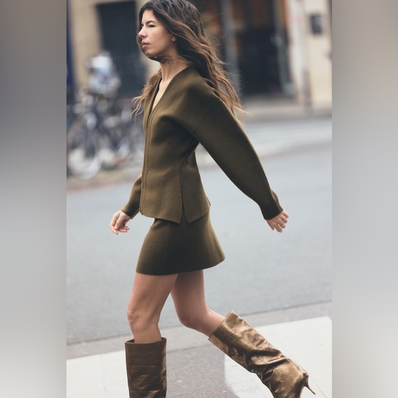 ZARA Khaite Vibes 2-Piece Balloon Sleeve Cardigan Sweater & Skirt Outfit Set - Picture 4 of 16